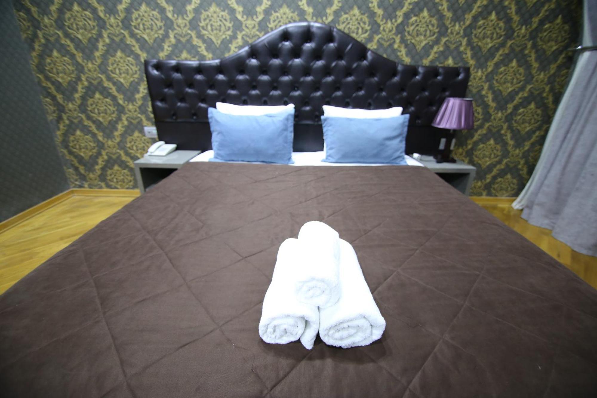 Pilot City Hotel バクー エクステリア 写真